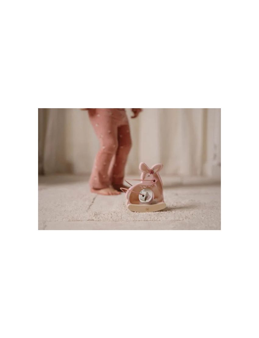 Corça de Actividades Pequena 