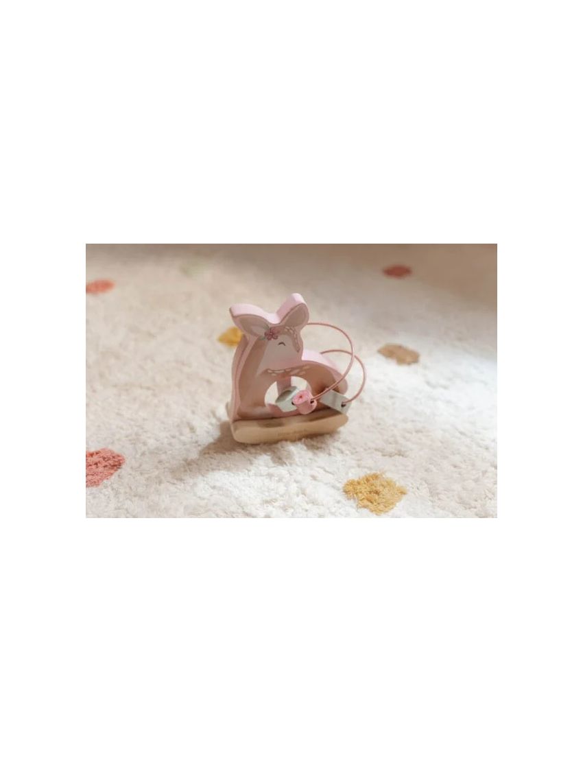 Corça de Actividades Pequena 