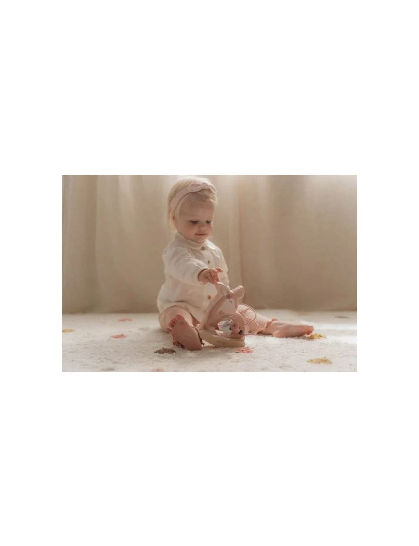 Corça de Actividades Pequena 